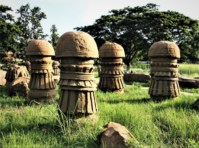 Качари: Загадочные «каменные грибы» Нагаленда